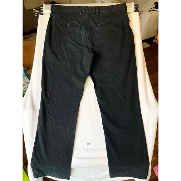 Old Navy Men Khaki Pants size 34x32 Black Mid Rise Straight Leg - Picture 11 of 11